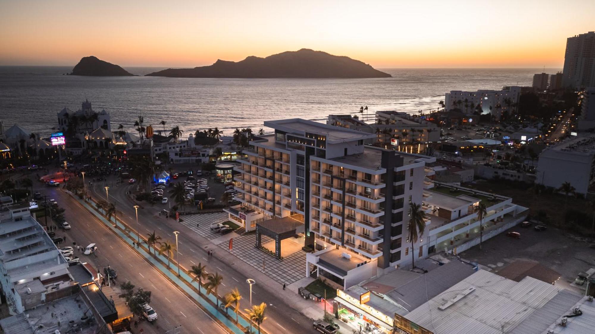 High Garden Grand Hotel Mazatlán Extérieur photo