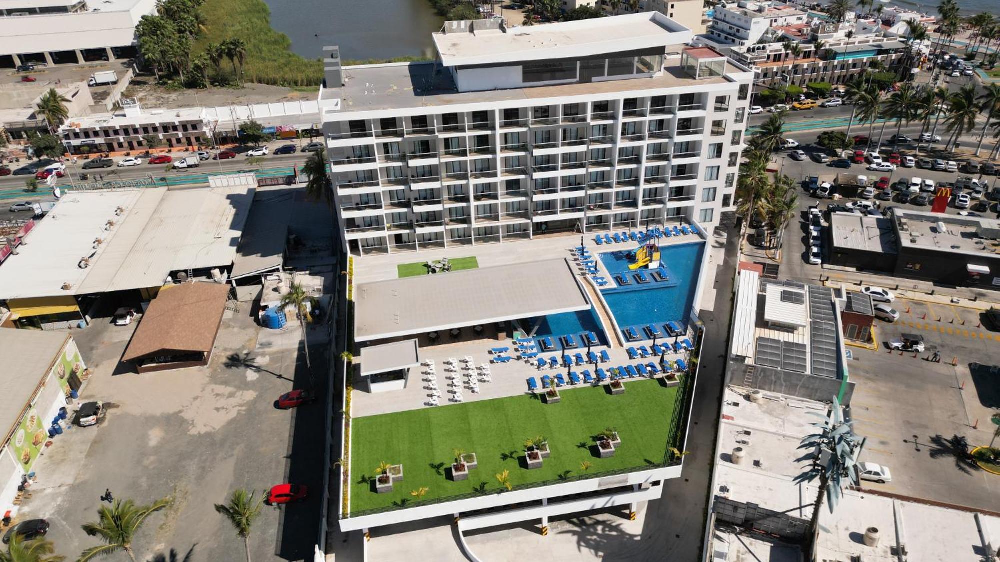 High Garden Grand Hotel Mazatlán Extérieur photo
